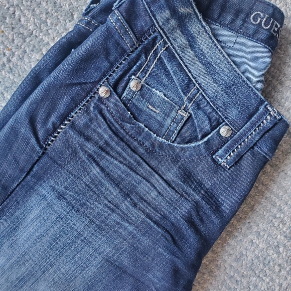 Guess by Marciano / Dark blue denim Jeans/ Size 24 - Picture 2 of 8